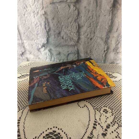 1954 The Jinx of Payrock Canyon Hardback By Troy Nesbit - Picture 2 of 10